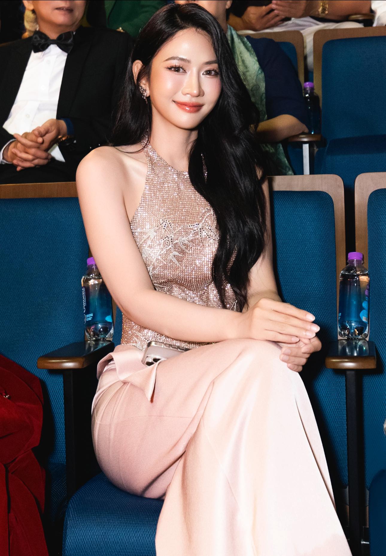 Tài sản ở tuổi 30 của TikToker Việt đóng phim Trung Quốc- Ảnh 5.