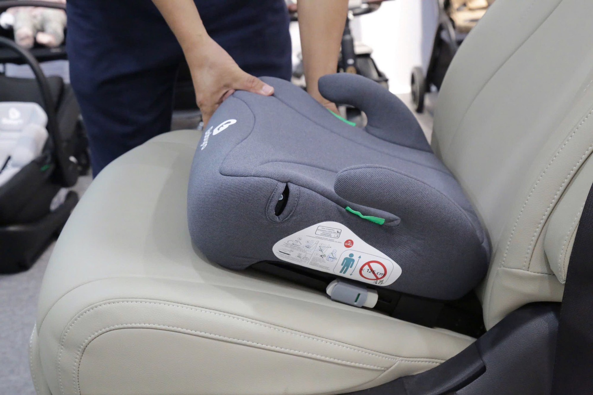 Cục CSGT thông báo thay đổi quy định liên quan đến ghế trẻ em trên ô tô- Ảnh 1.