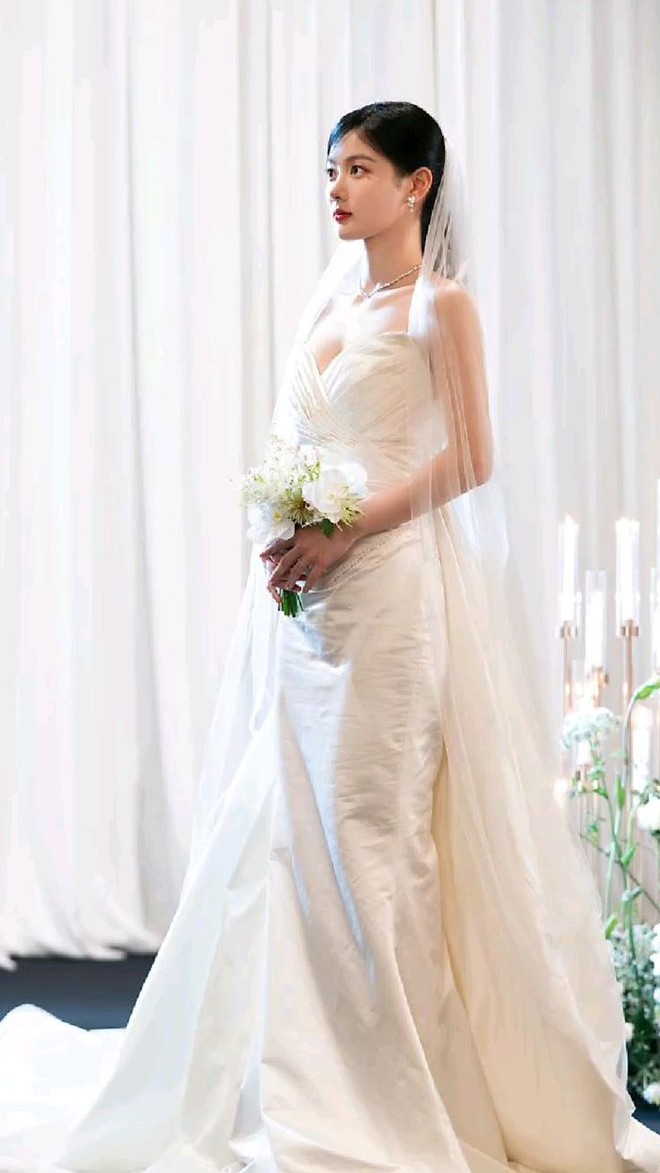 Kim Yoo Jung cưới lần nào gây bão mạng lần đó- Ảnh 8.