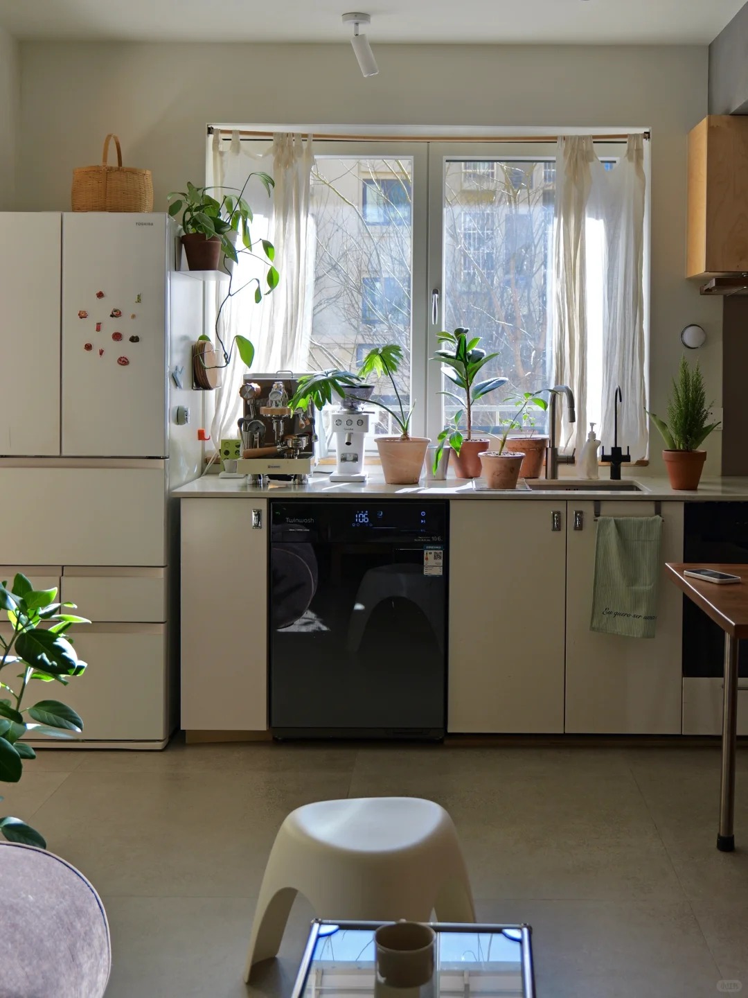 Người xưa nói “Nhà sạch thì mát, bát sạch ngon cơm”: Dọn 5 góc này là đang lau luôn vận xui cho cả nhà- Ảnh 4.