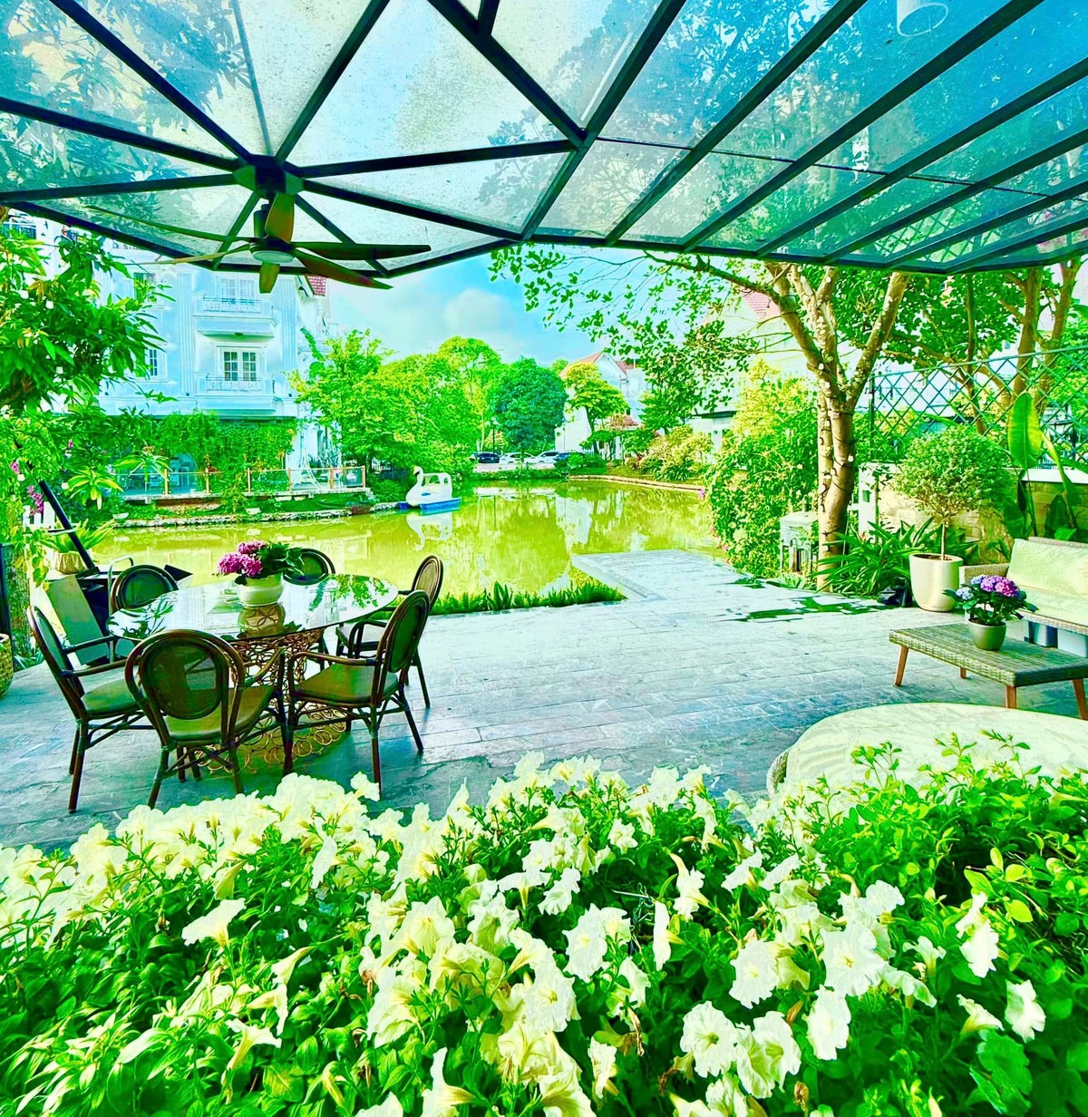 Nữ diễn viên giàu nhất miền Bắc ở biệt thự 60 tỷ- Ảnh 9. Nữ diễn viên giàu nhất miền Bắc ở biệt thự 60 tỷ- Ảnh 9.