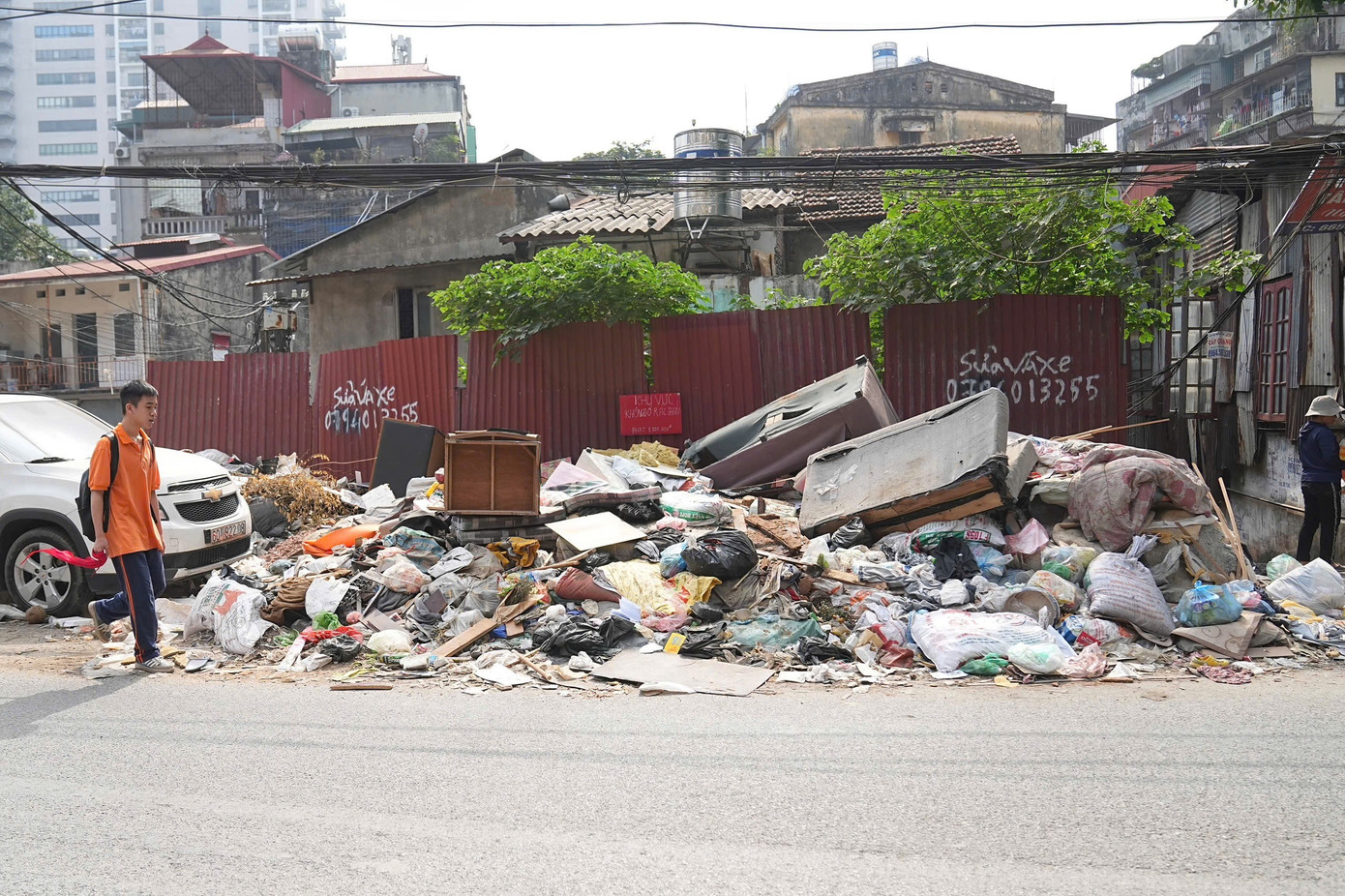 Người dân bám trụ, kinh doanh giữa dự án đường “đắt nhất hành tinh”- Ảnh 21.