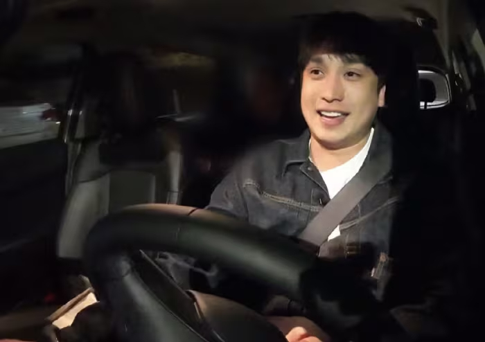 Ca sĩ nổi tiếng hết thời nay đi lái taxi, nghe mức thu nhập mà choáng- Ảnh 2.