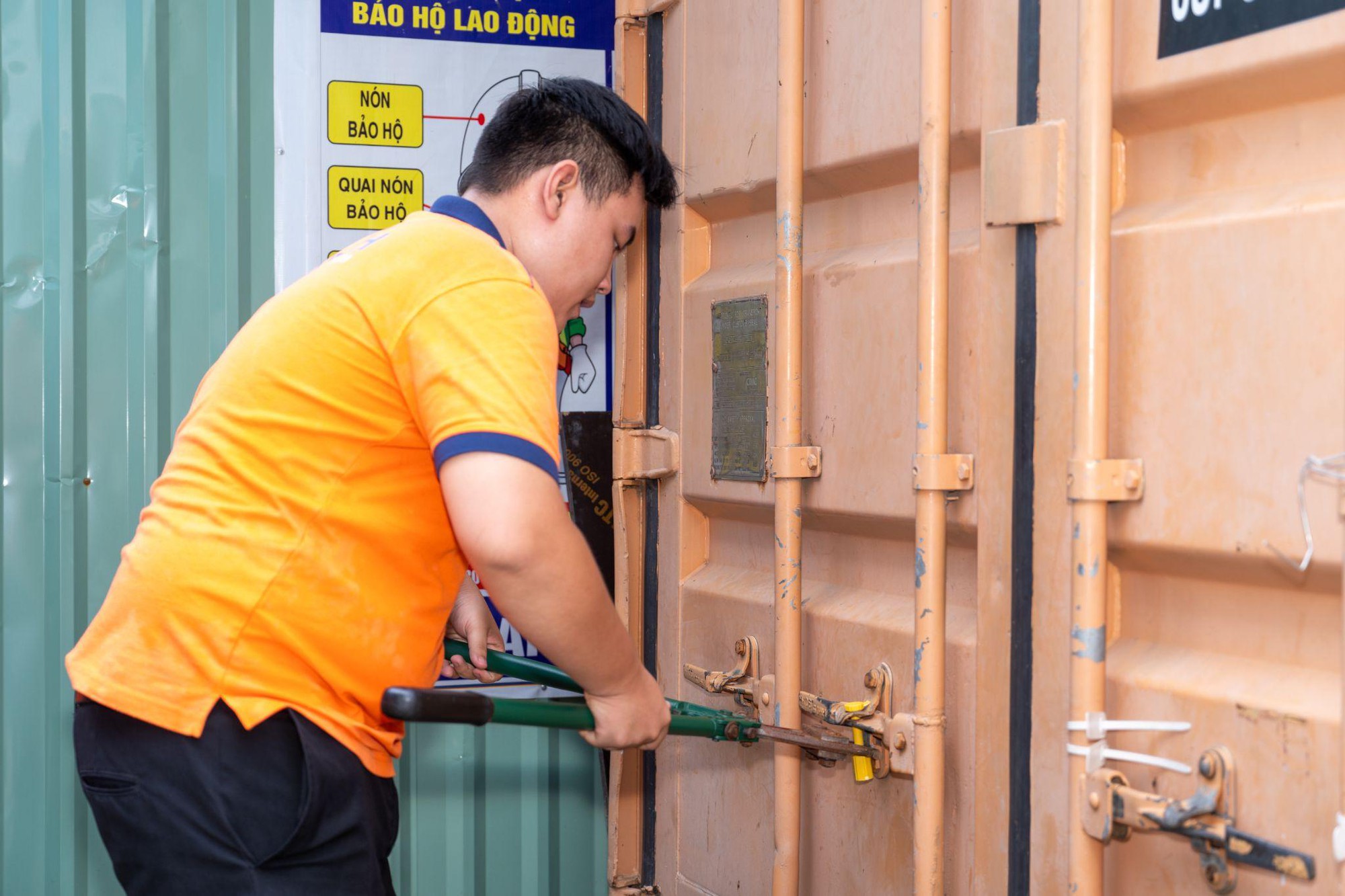 Tối ưu dòng chảy hàng hóa với ngành Logistics và quản lý chuỗi cung ứng- Ảnh 3.