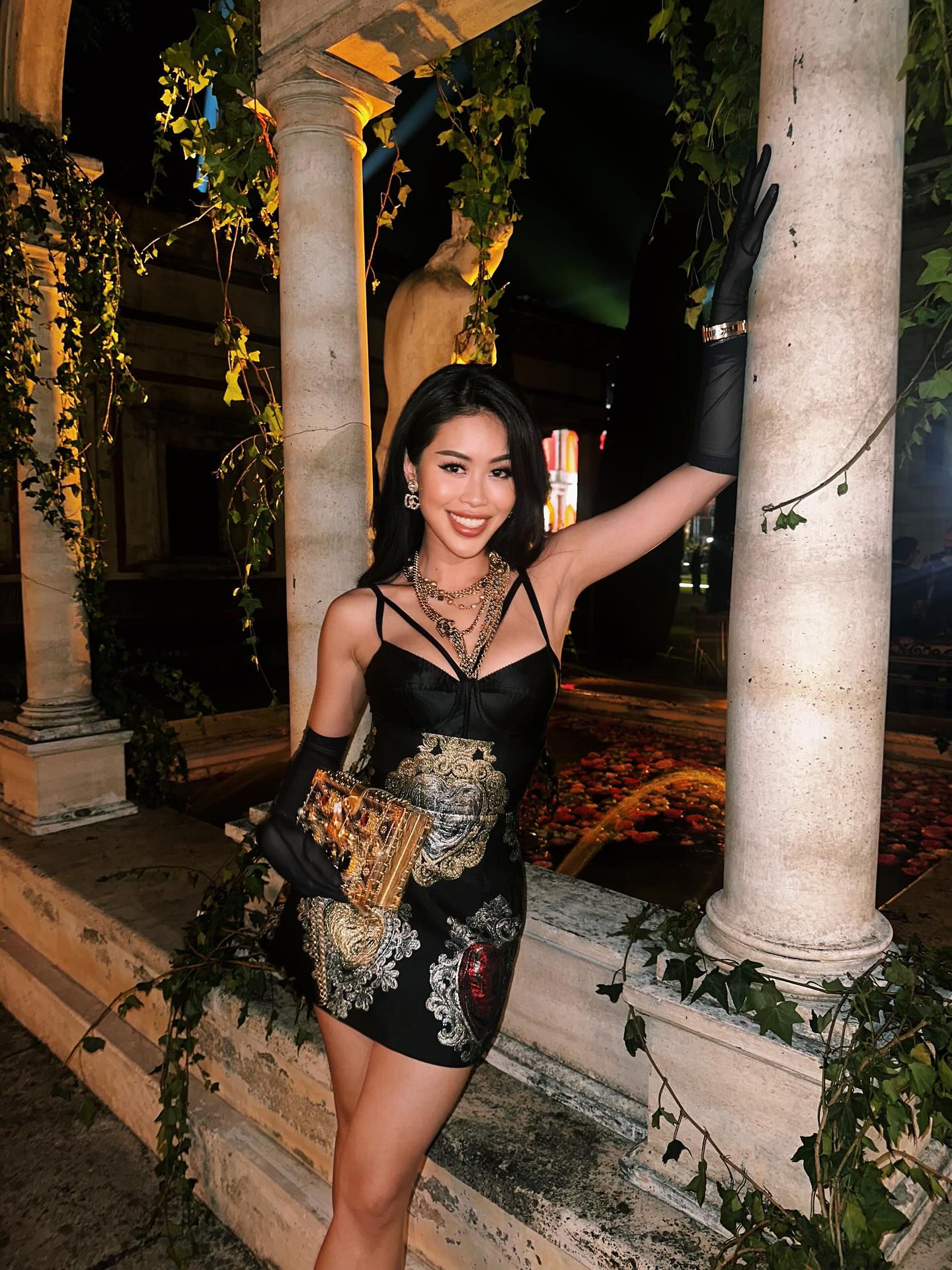 Sự thật về cuộc sống của con gái tỷ phú Johnathan Hạnh Nguyễn- Ảnh 2.