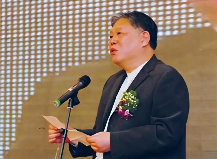 “Vua điều hòa” làm giàu theo kiểu không giống ai: Vừa tiếp quản công ty đã "khai tử" 30 sản phẩm, sa thải loạt nhân viên, 8 năm sau thu lãi hơn 2.000 tỷ đồng/năm- Ảnh 1.