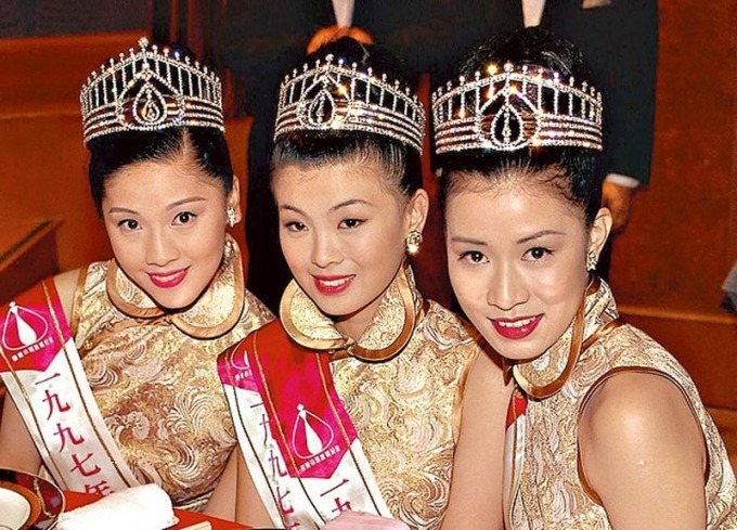 Pha giật chồng chấn động showbiz: Hoa hậu cướp ông xã đại gia của Á hậu ngay trước ngày cưới- Ảnh 1. Pha giật chồng chấn động showbiz: Hoa hậu cướp ông xã đại gia của Á hậu ngay trước ngày cưới- Ảnh 1.