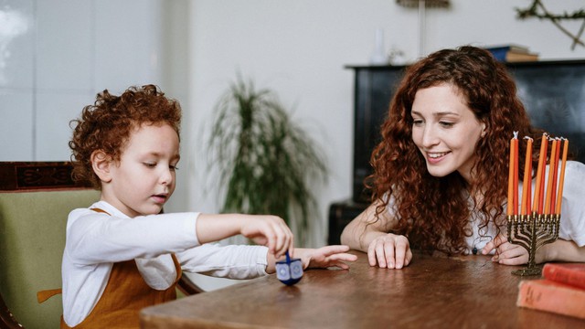 Sau 30 tuổi, t&ocirc;i học c&aacute;ch tận hưởng m&ugrave;a lễ theo 10 c&aacute;ch n&agrave;y: Kh&ocirc;ng cần phải ho&agrave;n hảo, chỉ cần đủ b&igrave;nh an- Ảnh 4.