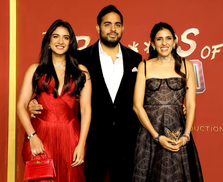 Ngộp drama cuối năm: Em d&acirc;u bị tố 