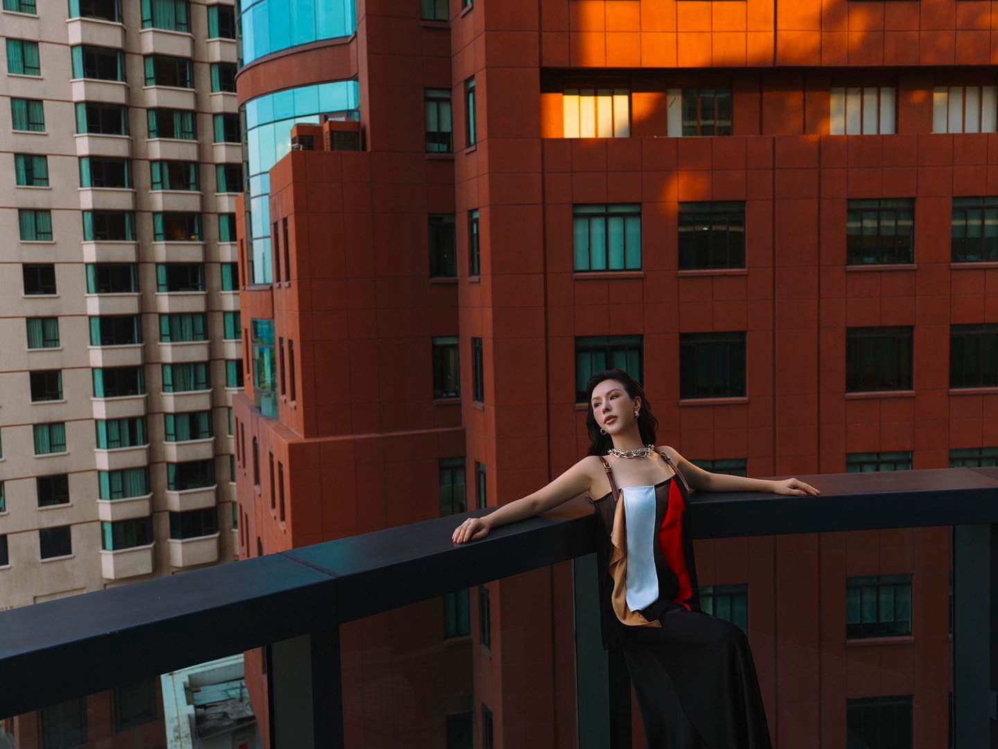 Hậu chia tay chồng, hoa hậu 4 "lần đ&ograve;" ng&agrave;y c&agrave;ng trẻ đẹp ở tuổi 49, thu nhập mỗi th&aacute;ng 10 tỷ đồng- Ảnh 7.