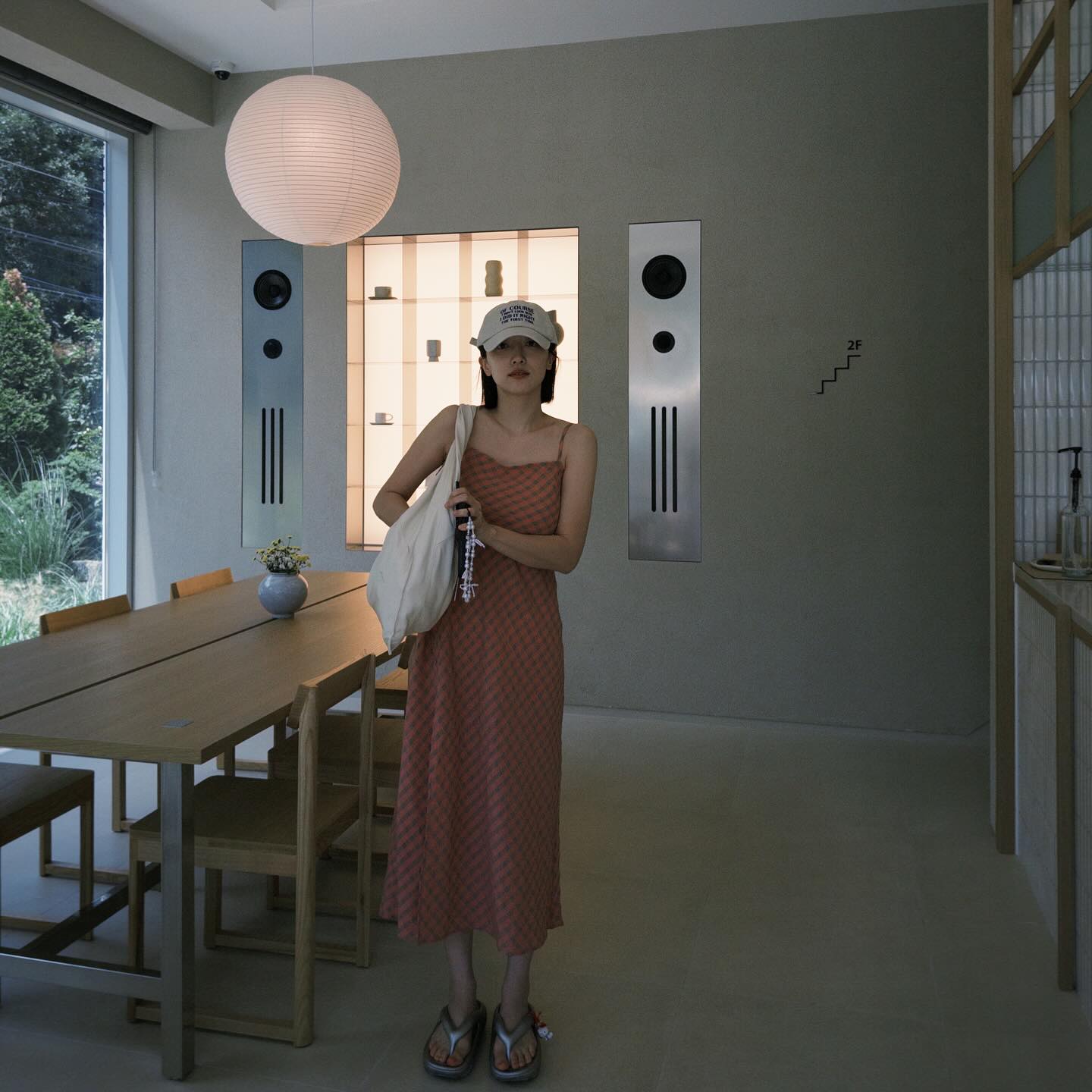 Nữ ch&iacute;nh phim Taxi Driver 33 tuổi nhưng tr&ocirc;ng như nữ sinh, style ngo&agrave;i đời c&ograve;n trẻ trung hơn nữa- Ảnh 14.