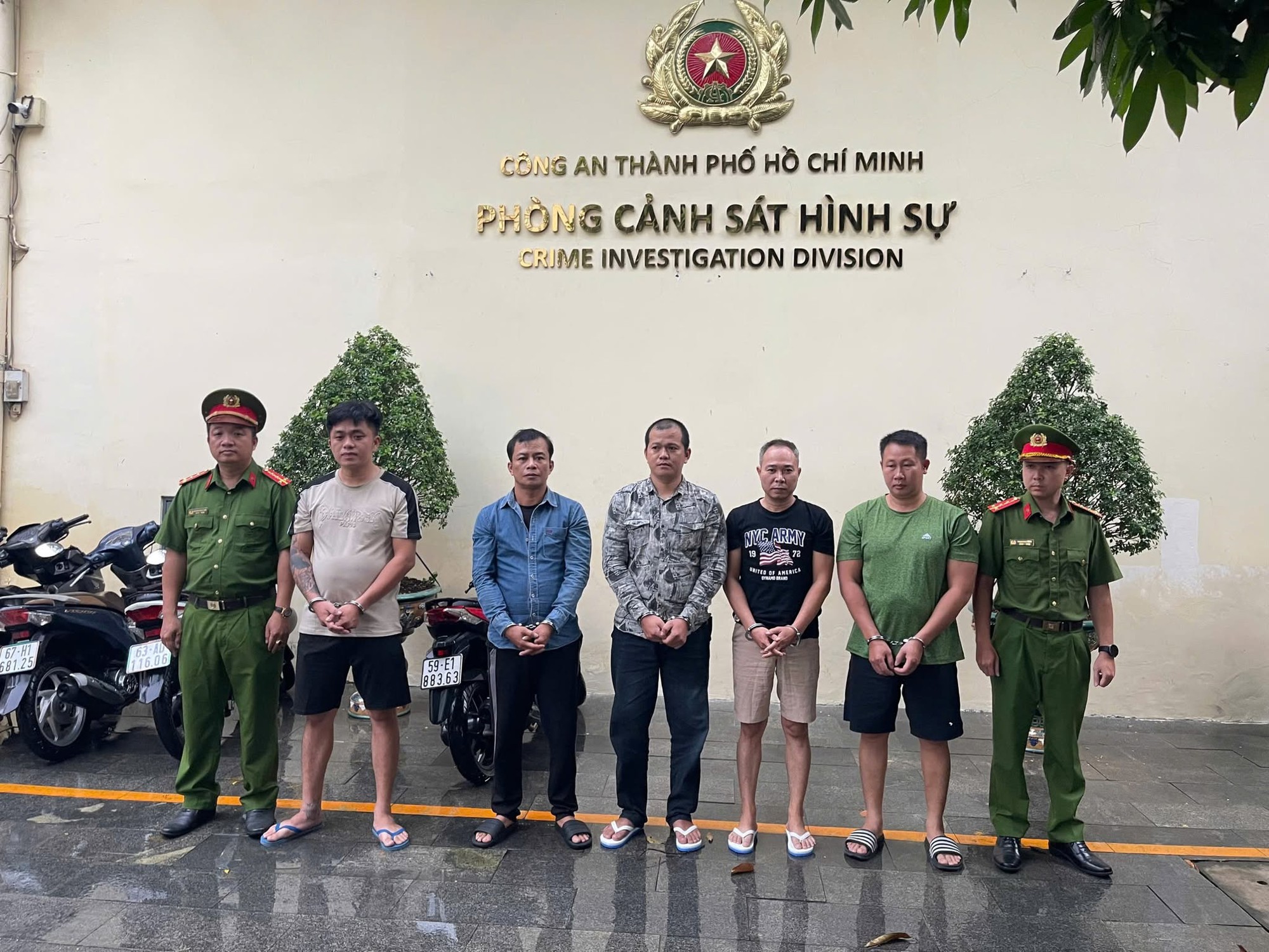 Mở rộng điều tra vụ “Được Đất Bắc”: Khởi tố Nguyễn Trung Đức, Lê Tuấn Phong và Đỗ Văn Hoàng- Ảnh 3. Mở rộng điều tra vụ “Được Đất Bắc”: Khởi tố Nguyễn Trung Đức, Lê Tuấn Phong và Đỗ Văn Hoàng- Ảnh 3.