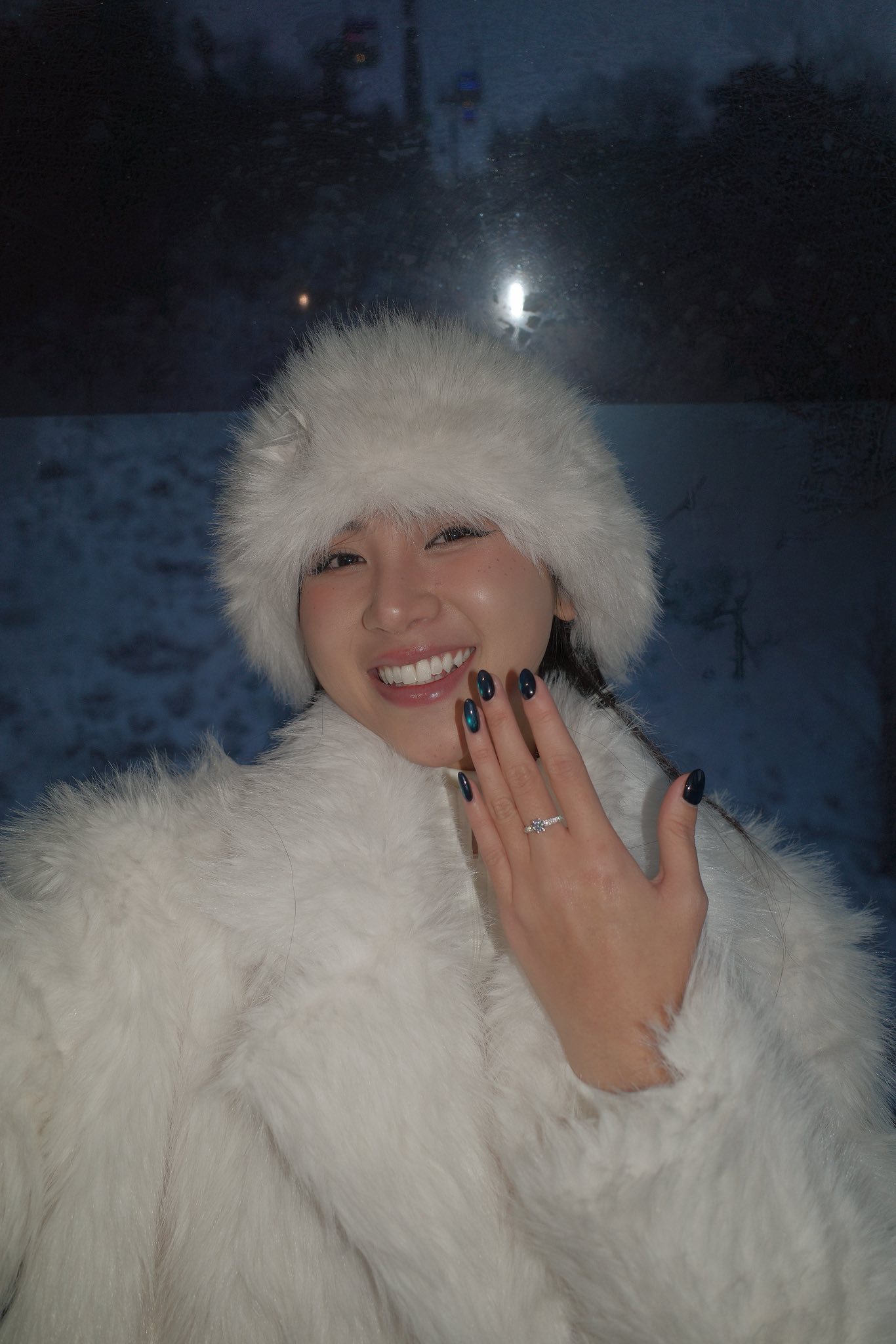 Đạo diễn Vbiz xả kho ảnh bên bạn gái nóng bỏng sau khi Đạo diễn Vbiz xả kho ảnh bên bạn gái nóng bỏng sau khi