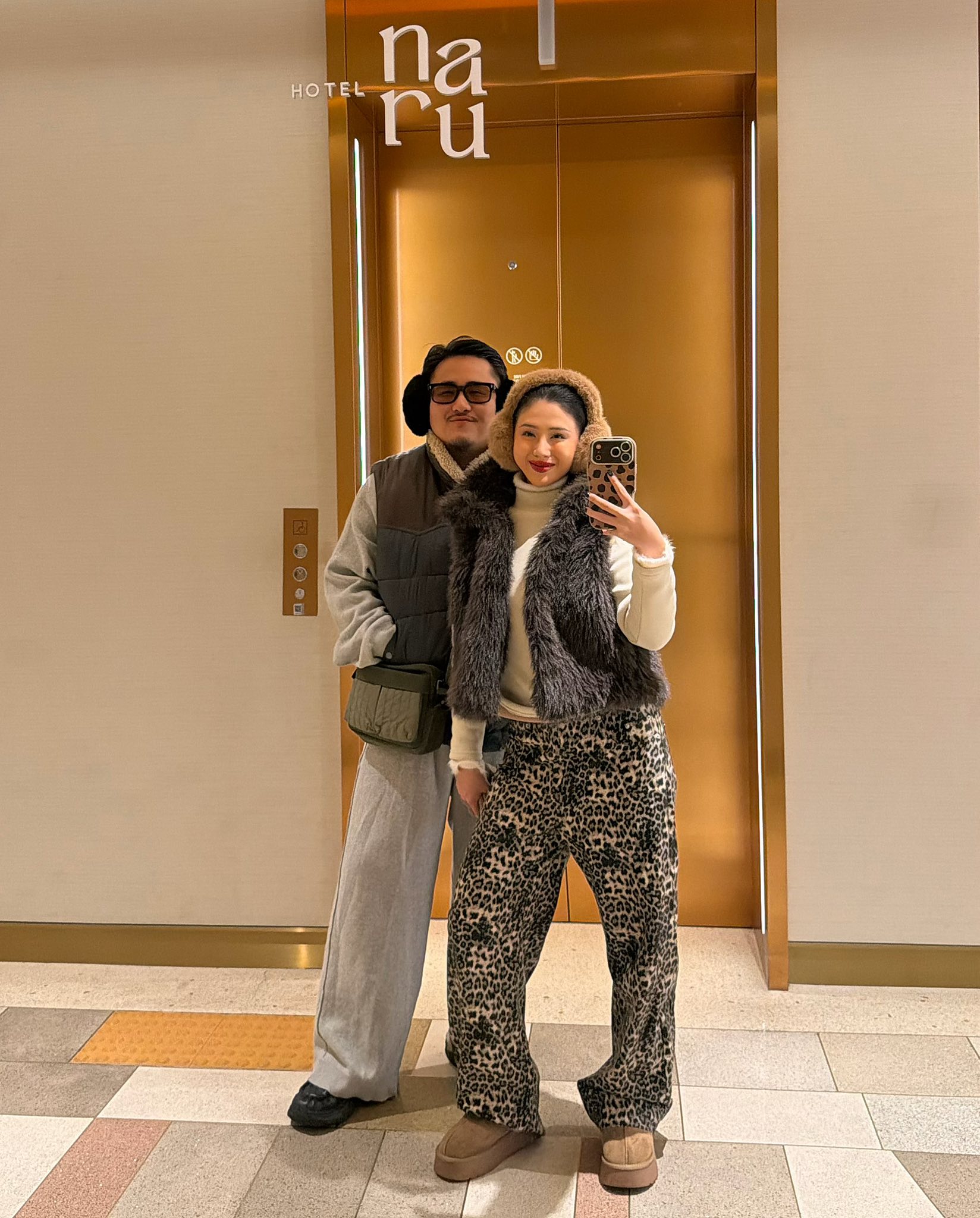 Đạo diễn Vbiz xả kho ảnh bên bạn gái nóng bỏng sau khi Đạo diễn Vbiz xả kho ảnh bên bạn gái nóng bỏng sau khi