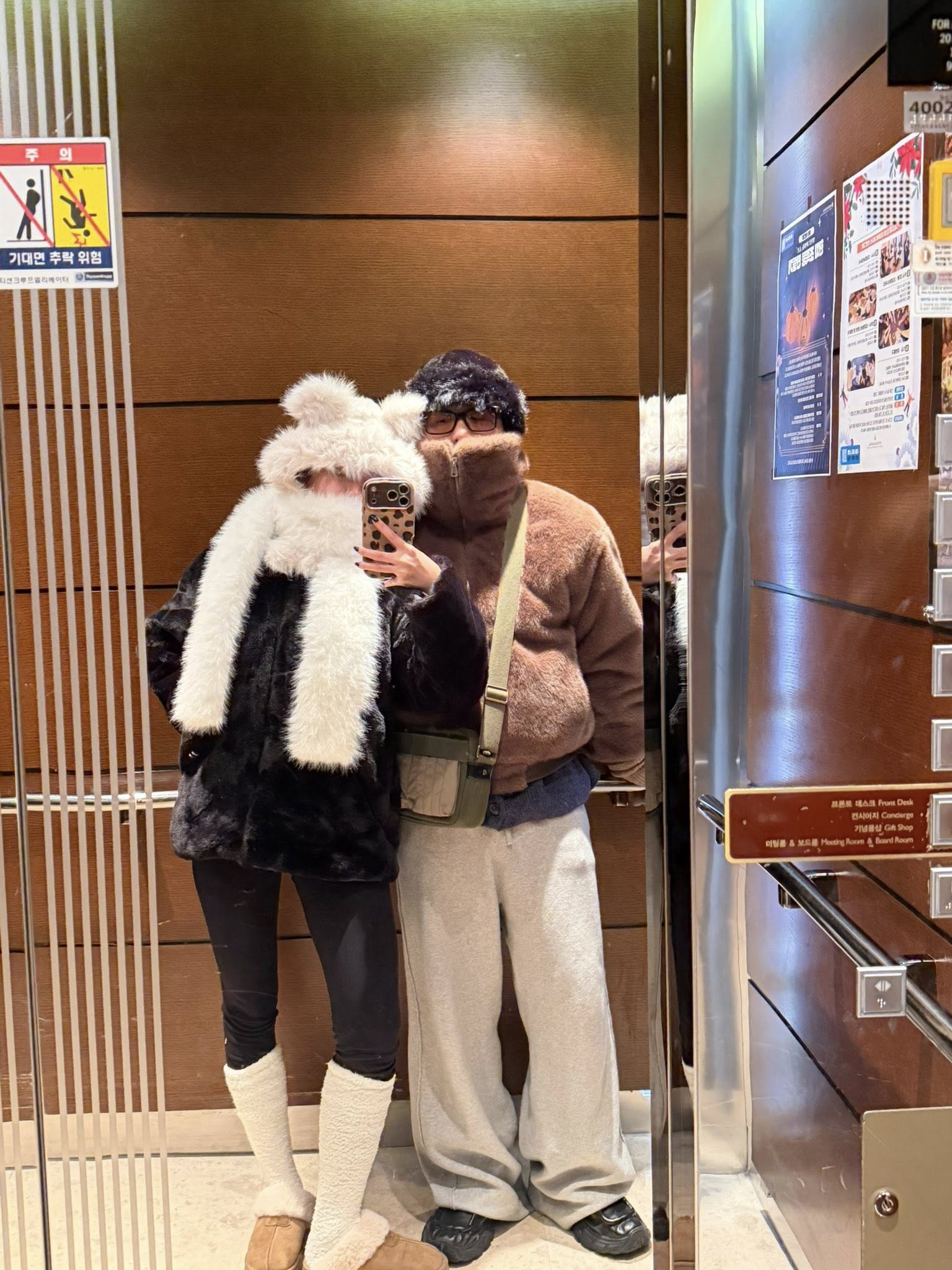 Đạo diễn Vbiz xả kho ảnh bên bạn gái nóng bỏng sau khi Đạo diễn Vbiz xả kho ảnh bên bạn gái nóng bỏng sau khi