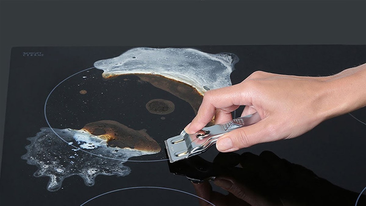 Mẹo pha nước rửa bát + baking soda để tẩy vết khét trên bếp: Nghe hay nhưng sai bét, càng làm càng xước- Ảnh 3. Mẹo pha nước rửa bát + baking soda để tẩy vết khét trên bếp: Nghe hay nhưng sai bét, càng làm càng xước- Ảnh 3.