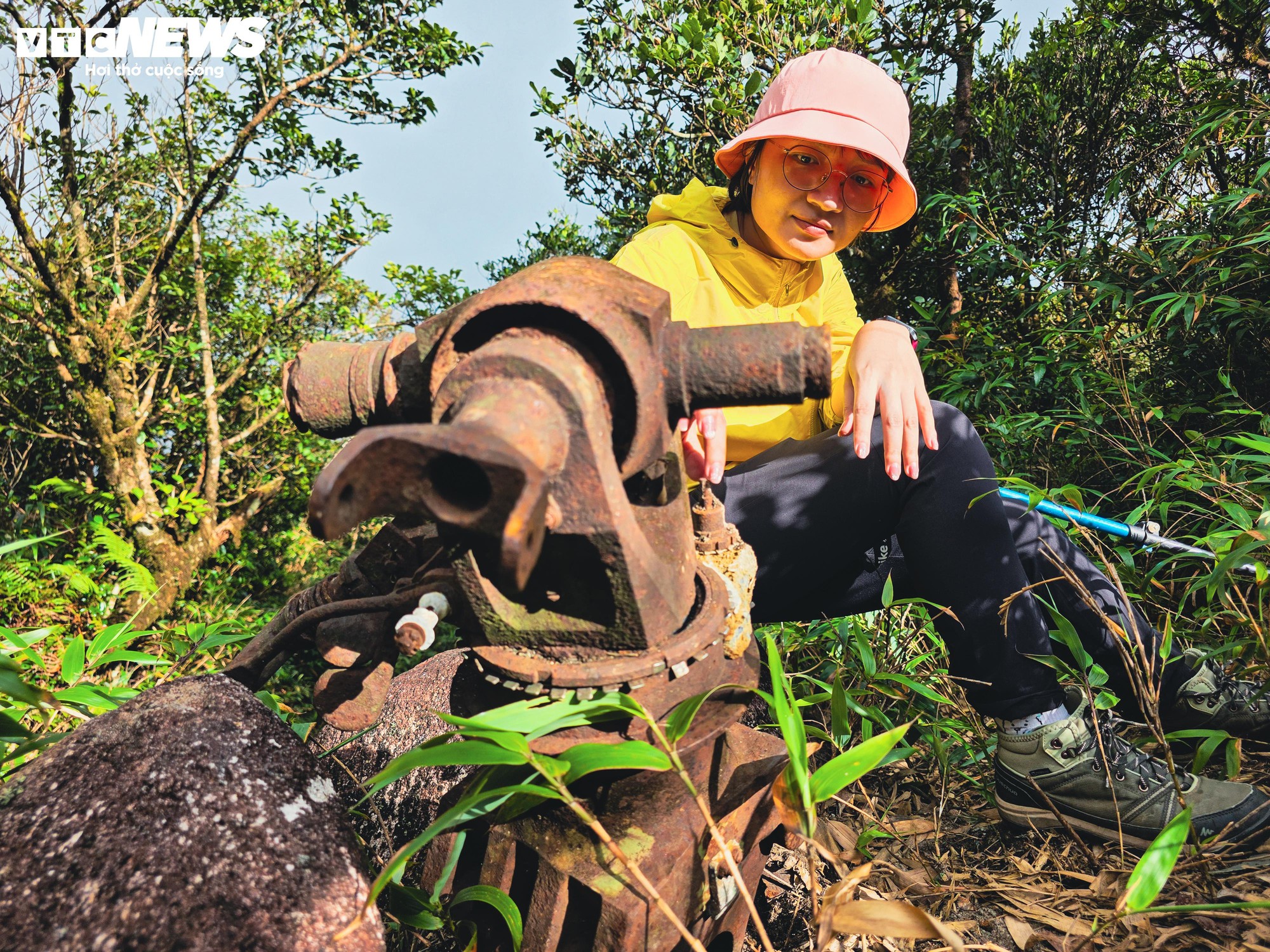 'Săn m&acirc;y', ngắm cảnh đẹp hoang sơ tr&ecirc;n 'n&oacute;c nh&agrave;' Quảng Trị ở d&atilde;y Trường Sơn- Ảnh 7.