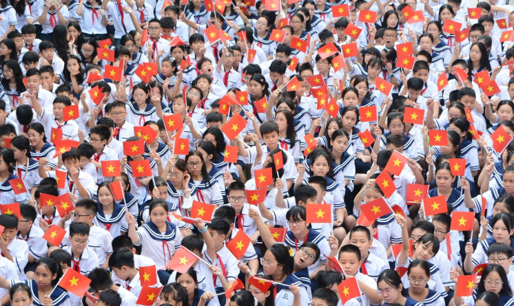Tin vui từ năm 2026 cho phụ huynh, học sinh cả nước: miễn ph&iacute; h&agrave;ng loạt khoản tiền- Ảnh 2.