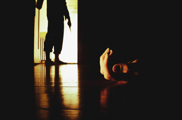 Một gia đ&igrave;nh 4 người lần lượt đi xuống tầng hầm v&agrave; kh&ocirc;ng bao giờ trở lại: Thủ phạm h&oacute;a ra lại l&agrave; củ khoai t&acirc;y- Ảnh 2.