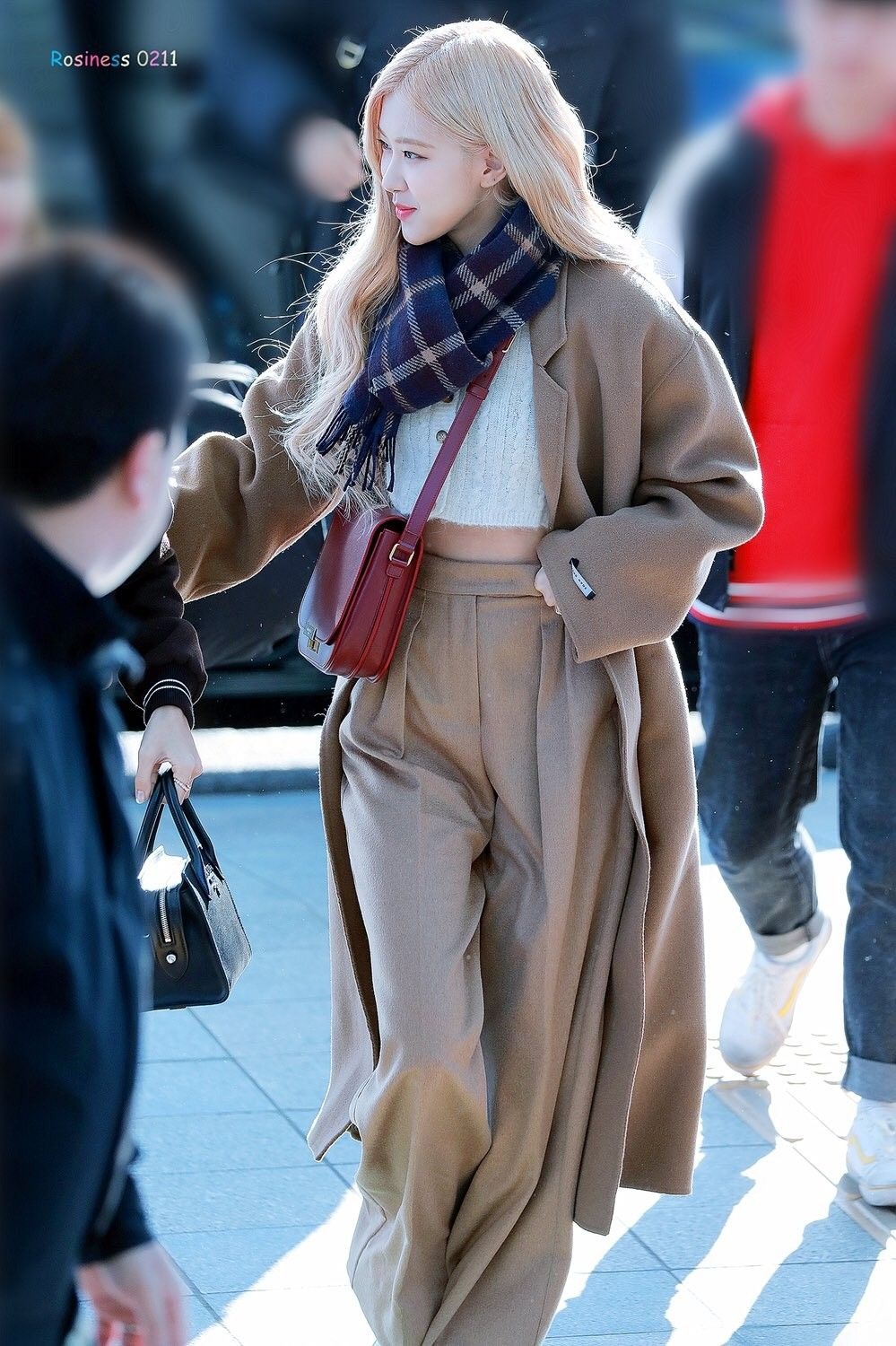 Mỹ nh&acirc;n đẹp nhất thế giới 2025: 360 độ g&oacute;c n&agrave;o cũng phong thần, mặc sang đến nỗi to&agrave;n cầu muốn copy- Ảnh 7.