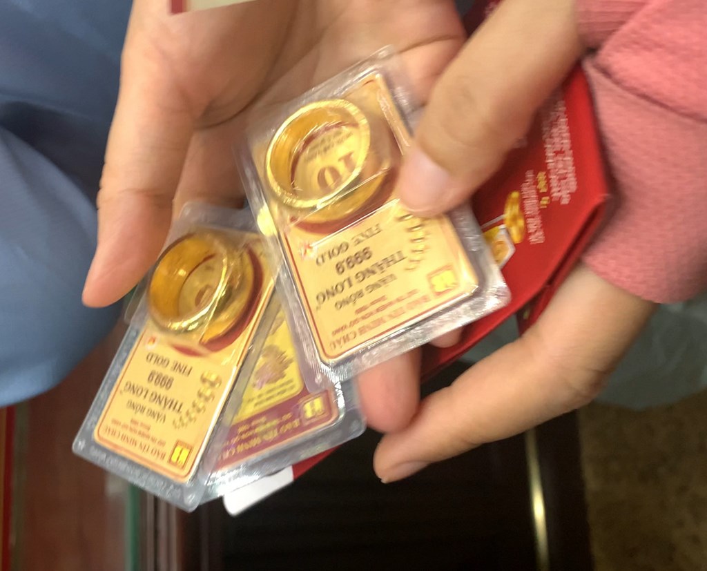 C&aacute;ch người ham mua v&agrave;ng tổng kết 2025- Ảnh 5.