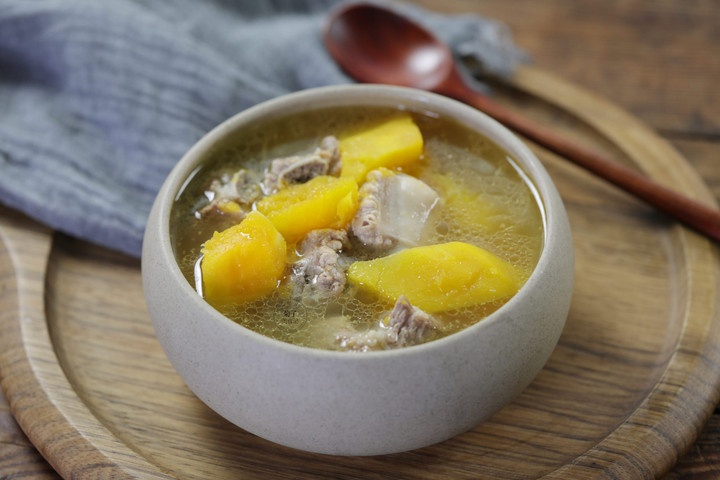 Hầm xương bao l&acirc;u l&agrave; tốt nhất để nước ngọt thanh, tốt cho sức khỏe?- Ảnh 1.