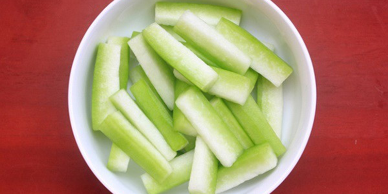 Sau khi uống nước luộc quả n&agrave;y trong 15 ng&agrave;y t&ocirc;i giảm 5kg, da v&agrave; ch&acirc;n săn chắc: N&oacute; đầy chợ Việt quanh năm, gi&aacute; lại rẻ hều- Ảnh 4.