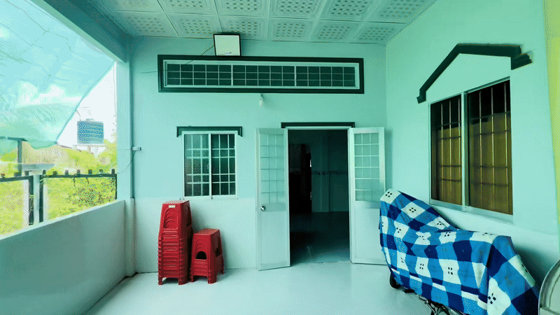 CLIP: Độc lạ nhà miền Tây, CLIP: Độc lạ nhà miền Tây,