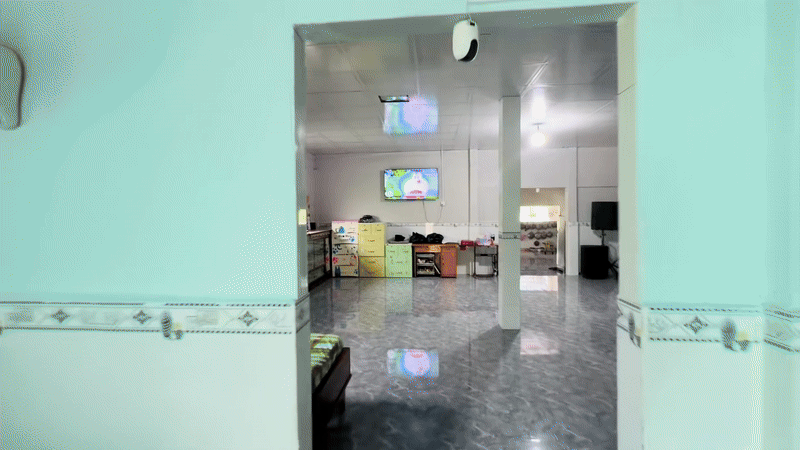 CLIP: Độc lạ nhà miền Tây, CLIP: Độc lạ nhà miền Tây,