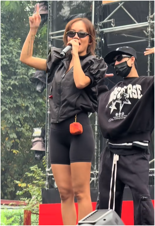 Phương Ly c&oacute; ổn kh&ocirc;ng?- Ảnh 1.