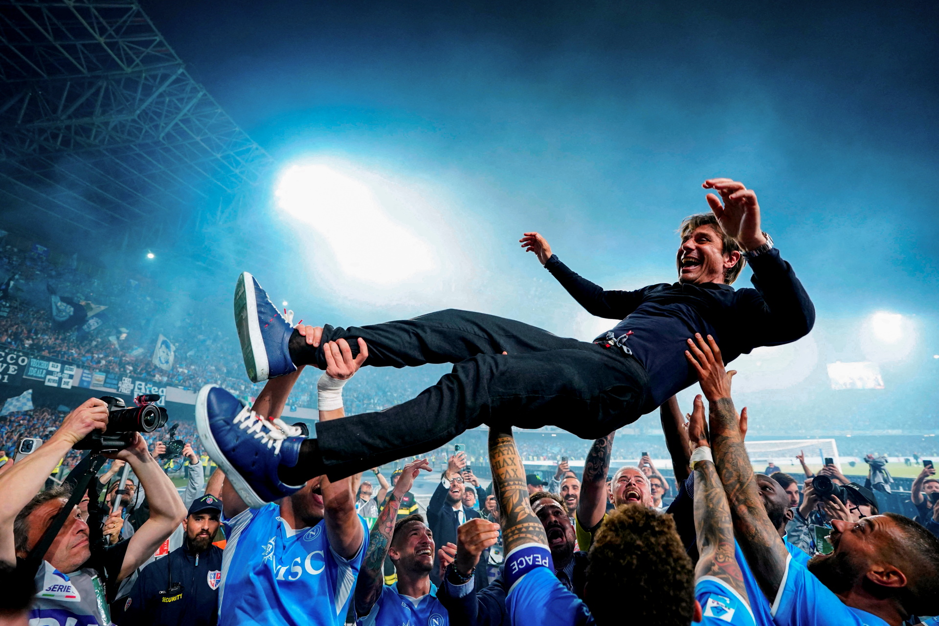 Chiêm ngưỡng 40 khoảnh khắc cực đắt giá của thể thao thế giới 2025- Ảnh 1. Chiêm ngưỡng 40 khoảnh khắc cực đắt giá của thể thao thế giới 2025- Ảnh 1.