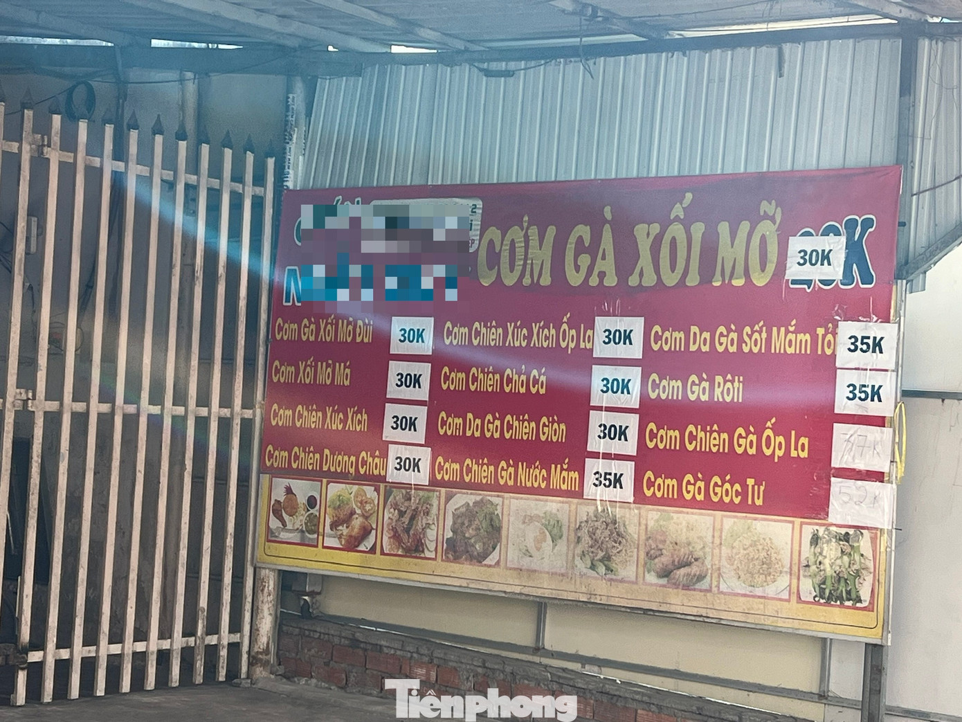 Qu&aacute;n ăn cũng tăng gi&aacute; dịp cận Tết, người lao động 'm&eacute;o mặt'- Ảnh 1.