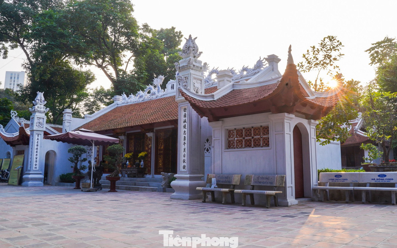 Ng&ocirc;i đền cổ giữa l&ograve;ng H&agrave; Nội th&agrave;nh điểm check-in 'b&iacute; mật' của giới trẻ- Ảnh 15.