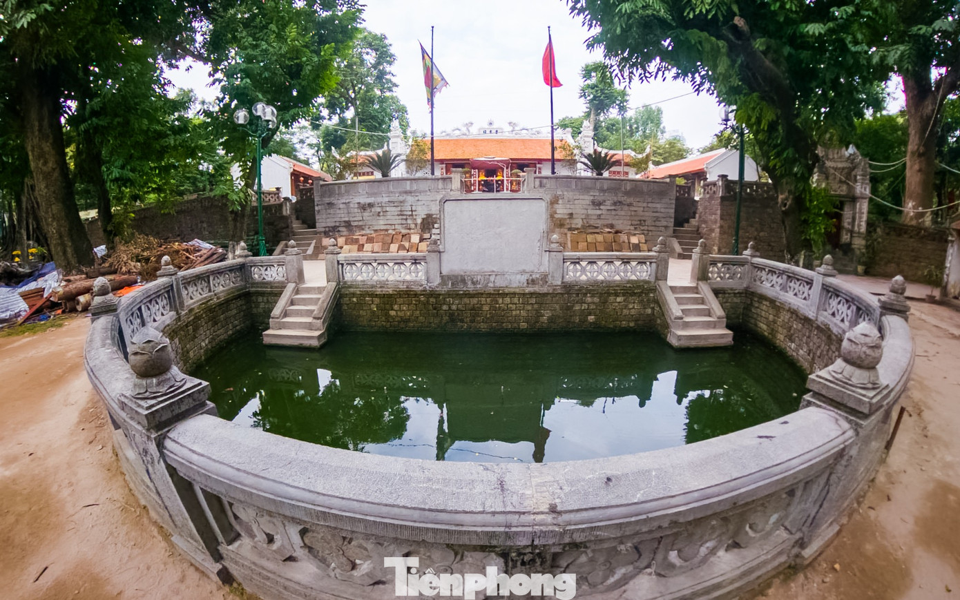 Ng&ocirc;i đền cổ giữa l&ograve;ng H&agrave; Nội th&agrave;nh điểm check-in 'b&iacute; mật' của giới trẻ- Ảnh 5.