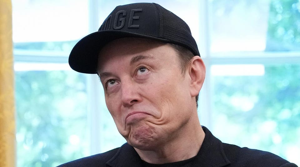 2.000 năm nữa mới gi&agrave;u bằng Elon Musk của năm 2025 nếu mỗi ng&agrave;y tiết kiệm được 26 tỷ đồng- Ảnh 2.