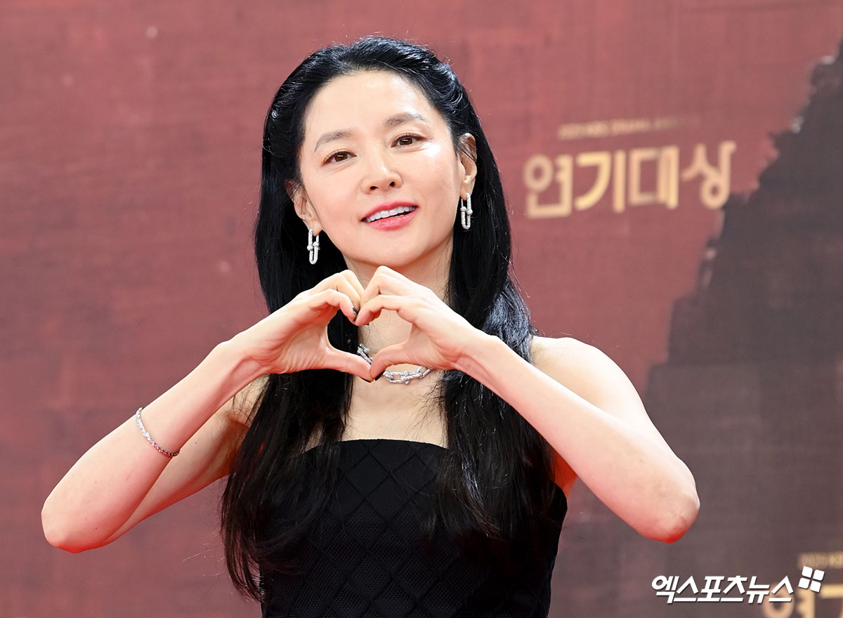 Thảm đỏ KBS Drama Awards 2025: Thảm đỏ KBS Drama Awards 2025: