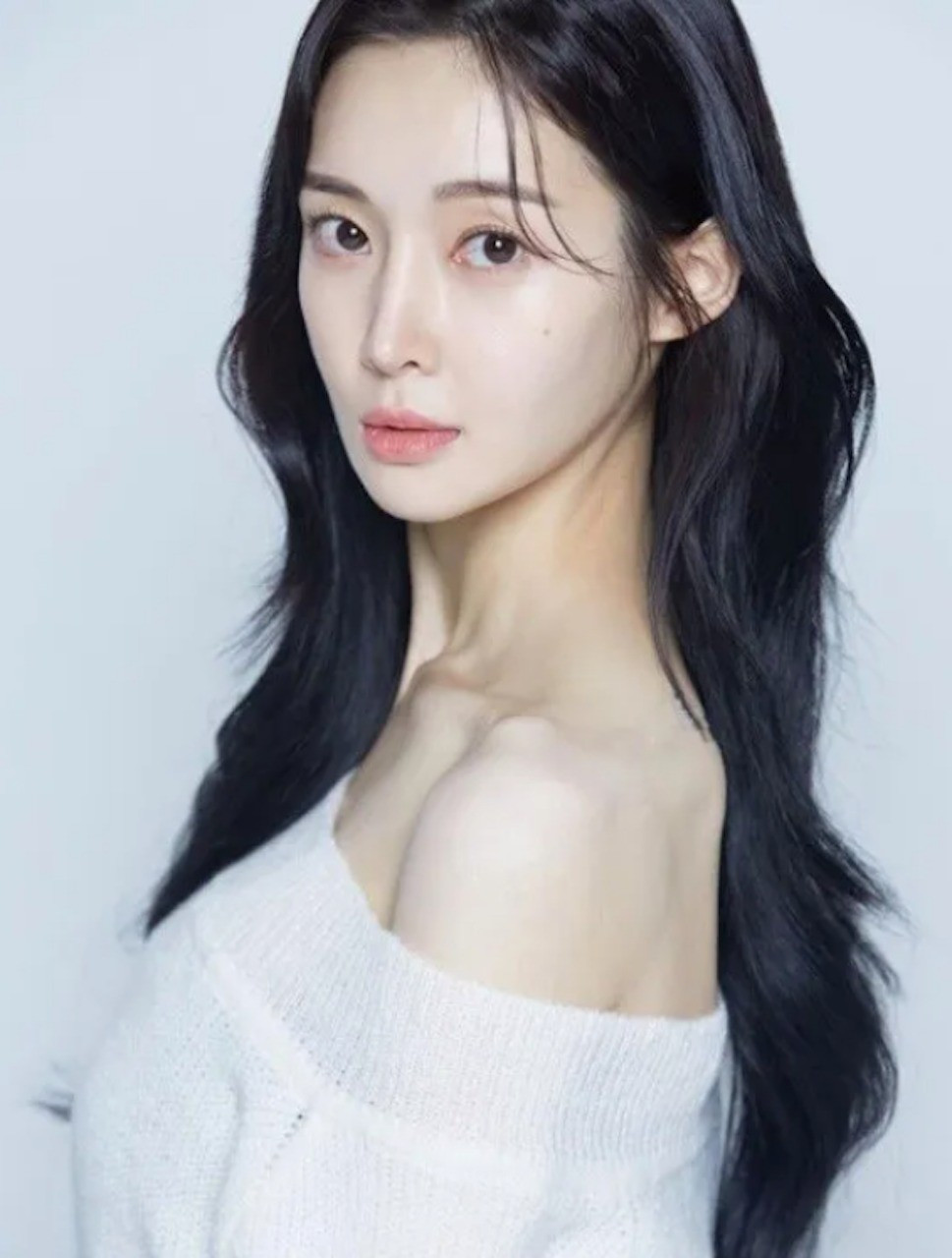 2025 showbiz ngo&agrave;i sức tưởng tượng- Ảnh 2.