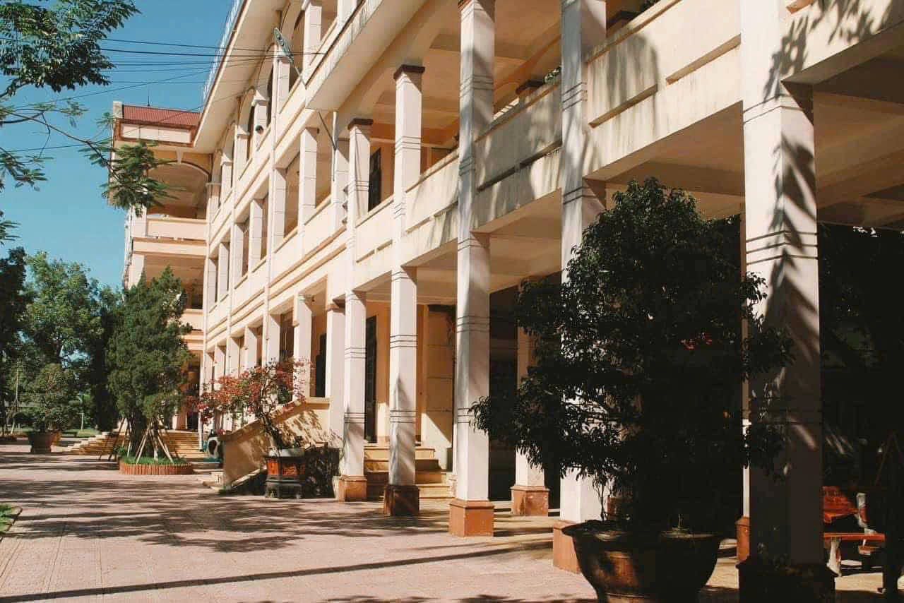 H&eacute; lộ ng&ocirc;i trường của 2 th&iacute; sinh Quảng Trị "đầu ti&ecirc;n" tại Olympia năm thứ 26- Ảnh 4.