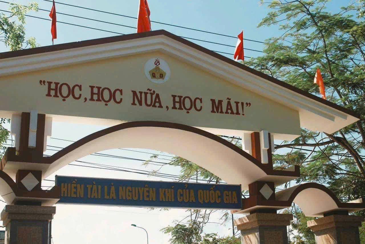 H&eacute; lộ ng&ocirc;i trường của 2 th&iacute; sinh Quảng Trị "đầu ti&ecirc;n" tại Olympia năm thứ 26- Ảnh 3.