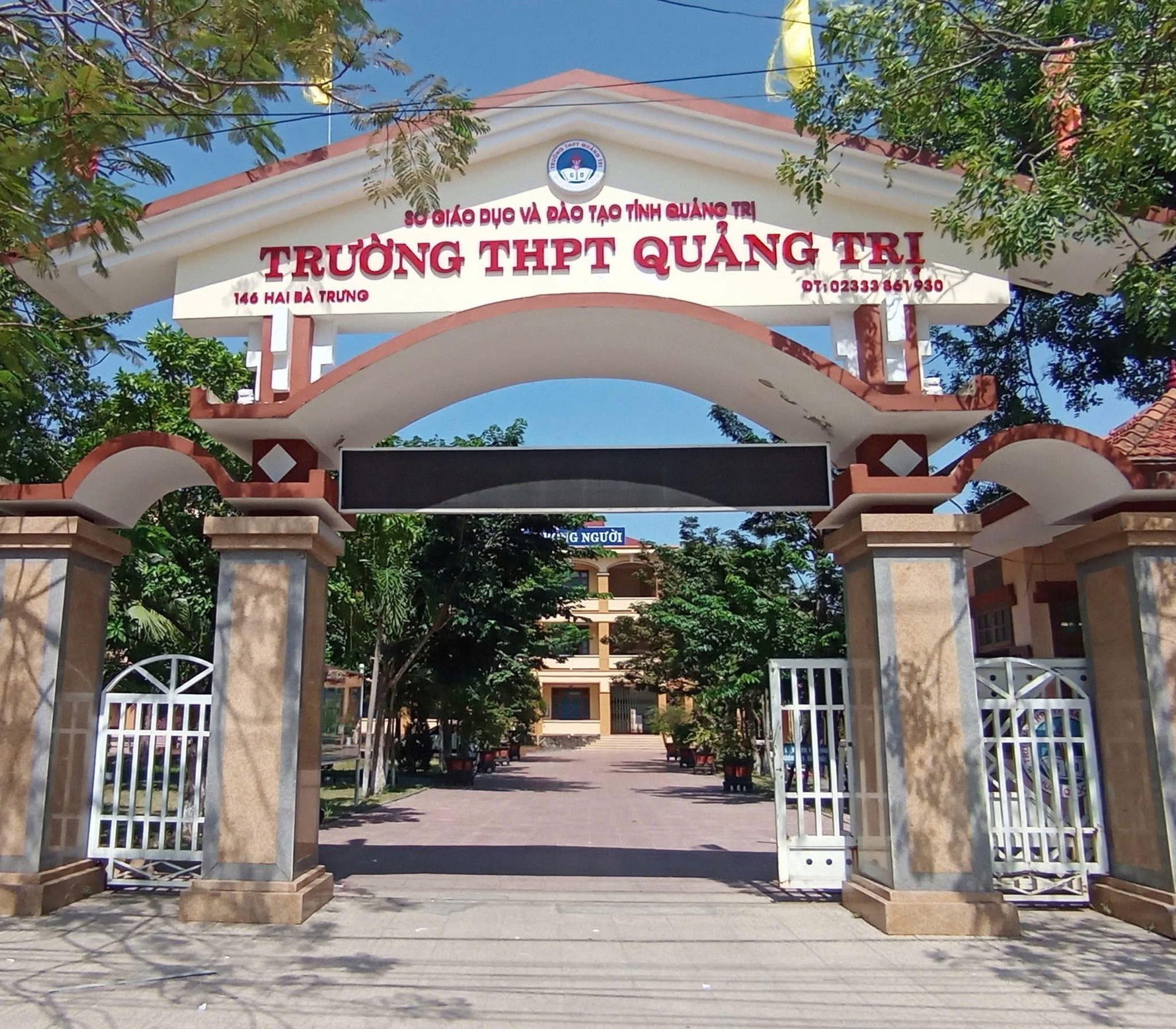 H&eacute; lộ ng&ocirc;i trường của 2 th&iacute; sinh Quảng Trị "đầu ti&ecirc;n" tại Olympia năm thứ 26- Ảnh 2.