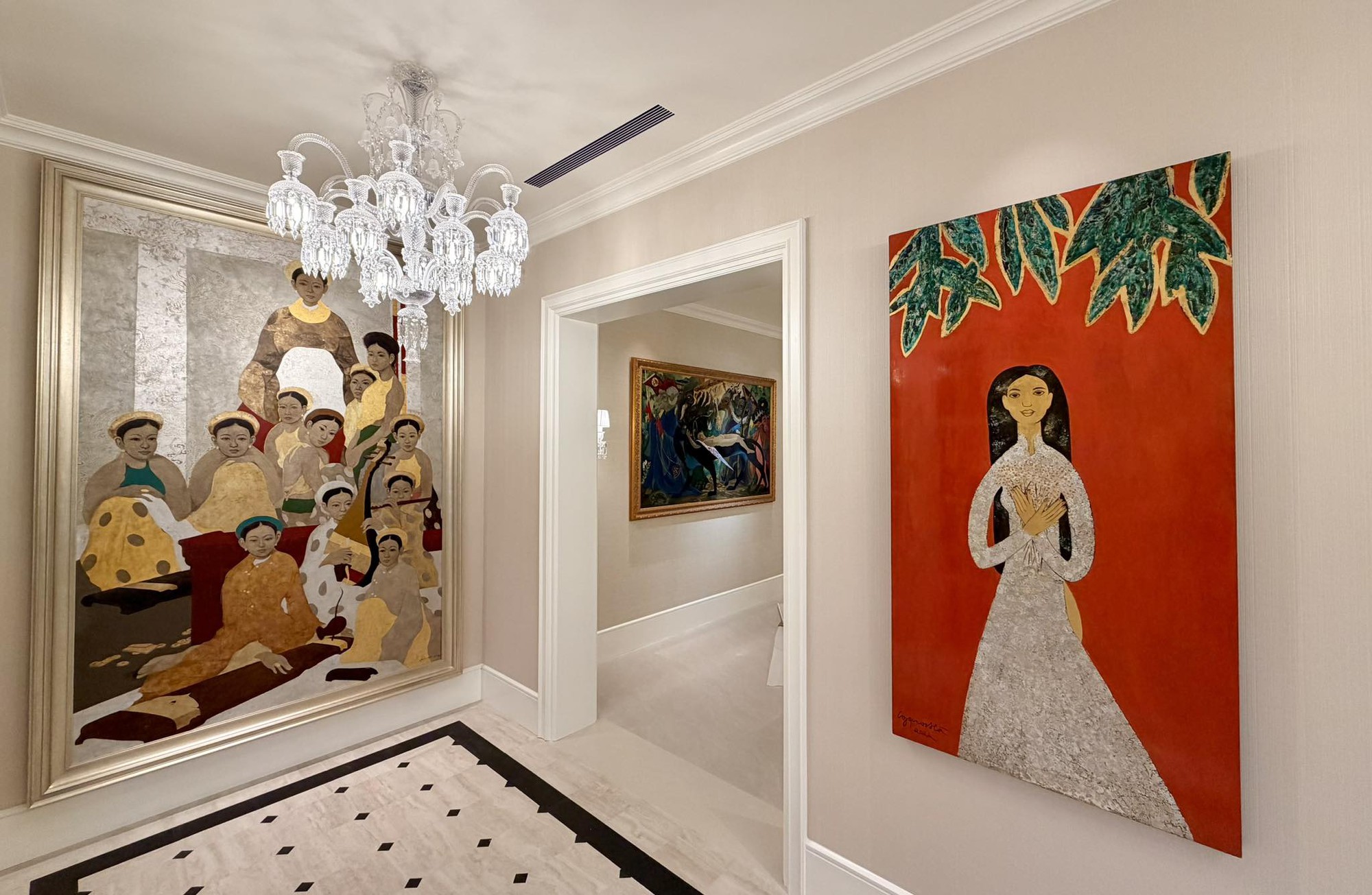 Nh&acirc;n vật đ&igrave;nh đ&aacute;m showbiz khoe biệt thự 2000m2 ở TP.HCM khi bị đồn ngh&egrave;o, phải livestream mưu sinh- Ảnh 4.