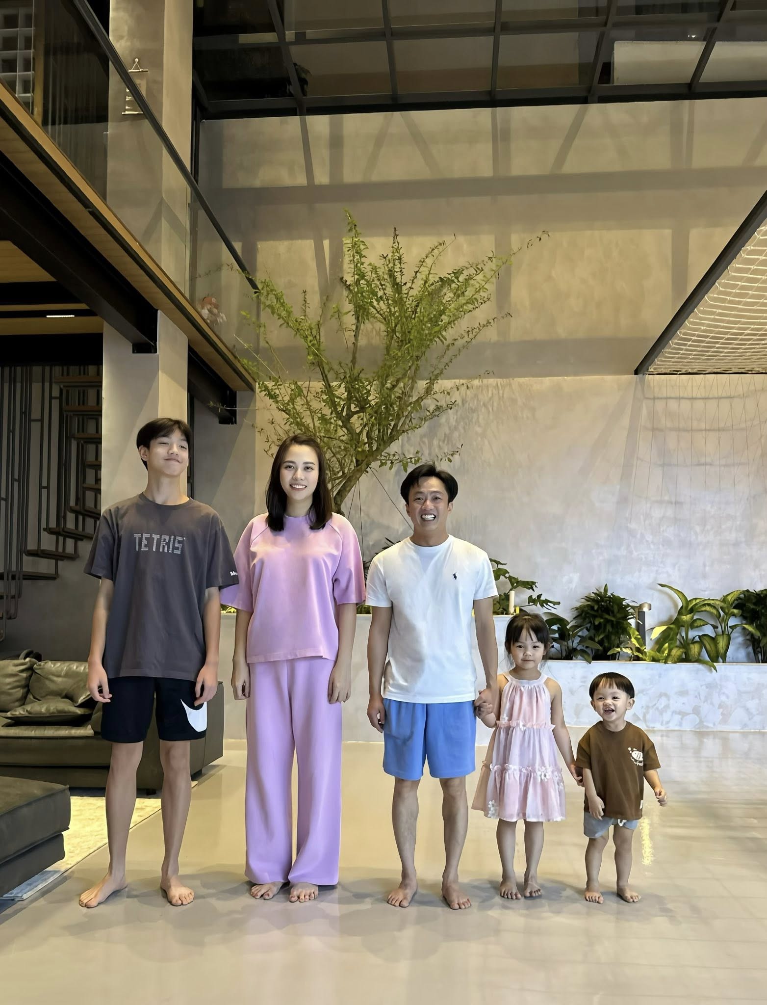 Cường Đ&ocirc; La tung 70 bức ảnh giữ k&iacute;n bấy l&acirc;u, c&aacute;ch Đ&agrave;m Thu Trang đối xử với Subeo lộ r&otilde;- Ảnh 12.