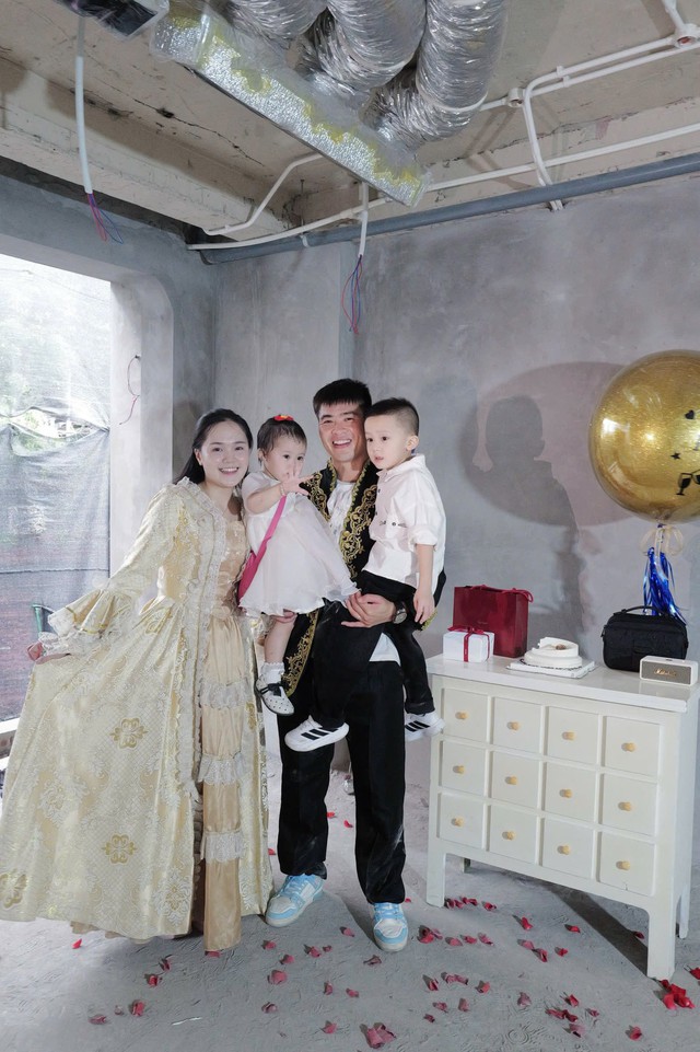 Đo&agrave;n Văn Hậu c&ugrave;ng loạt tuyển thủ x&acirc;y biệt thự chục tỷ năm 2025, nhưng sổ đỏ phố cổ của Duy Mạnh mới o&aacute;ch!- Ảnh 16.