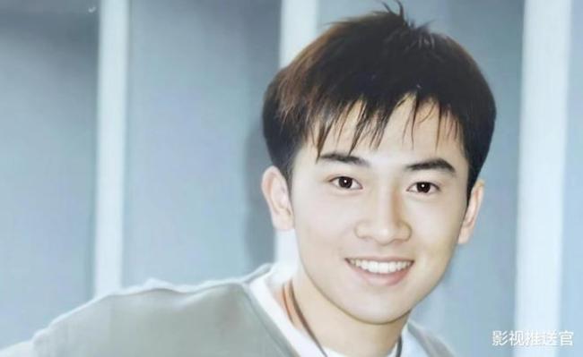 Nam thần ho&agrave;n hảo nhất showbiz gia t&agrave;i bạc tỷ nhưng kh&ocirc;ng d&aacute;m cưới vợ sinh con- Ảnh 4.