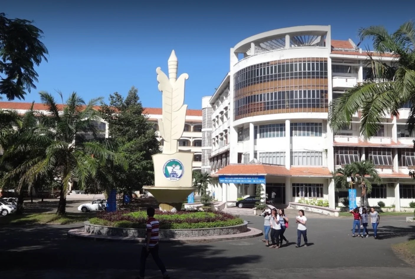 Vụ sinh viên Trường Đại học Đồng Nai chưa nhận được tiền hỗ trợ: Lập tổ rà soát, tháo gỡ vướng mắc- Ảnh 1. Vụ sinh viên Trường Đại học Đồng Nai chưa nhận được tiền hỗ trợ: Lập tổ rà soát, tháo gỡ vướng mắc- Ảnh 1.