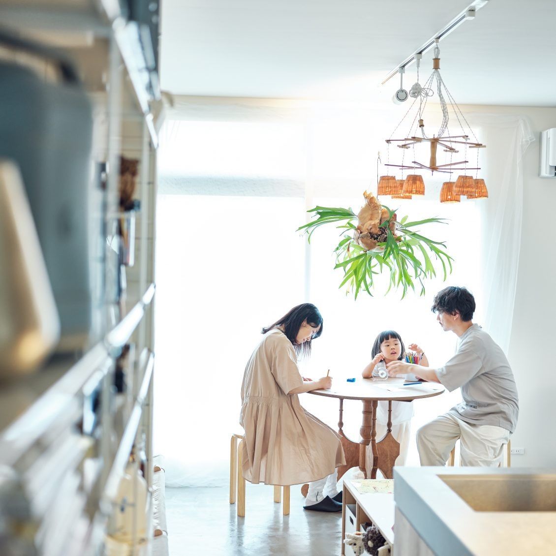 Ng&agrave;y cuối năm: 3 việc chị em n&ecirc;n l&agrave;m để &ldquo;kh&oacute;a sổ xui rủi&rdquo; v&agrave; mở đường t&agrave;i lộc cho năm mới- Ảnh 3.