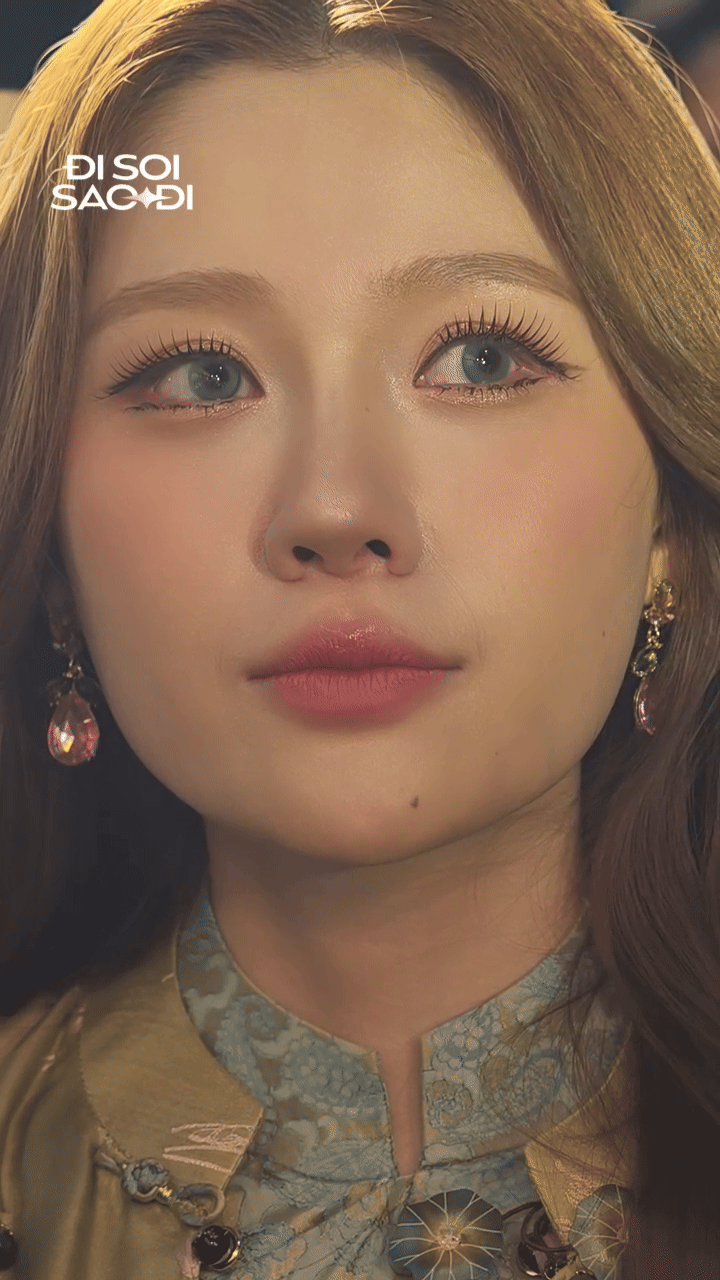 Sự cố khiến Uyển &Acirc;n được khen: Em g&aacute;i Trấn Th&agrave;nh m&agrave; ng&agrave;y c&agrave;ng giống Triệu Lộ Tư- Ảnh 4.