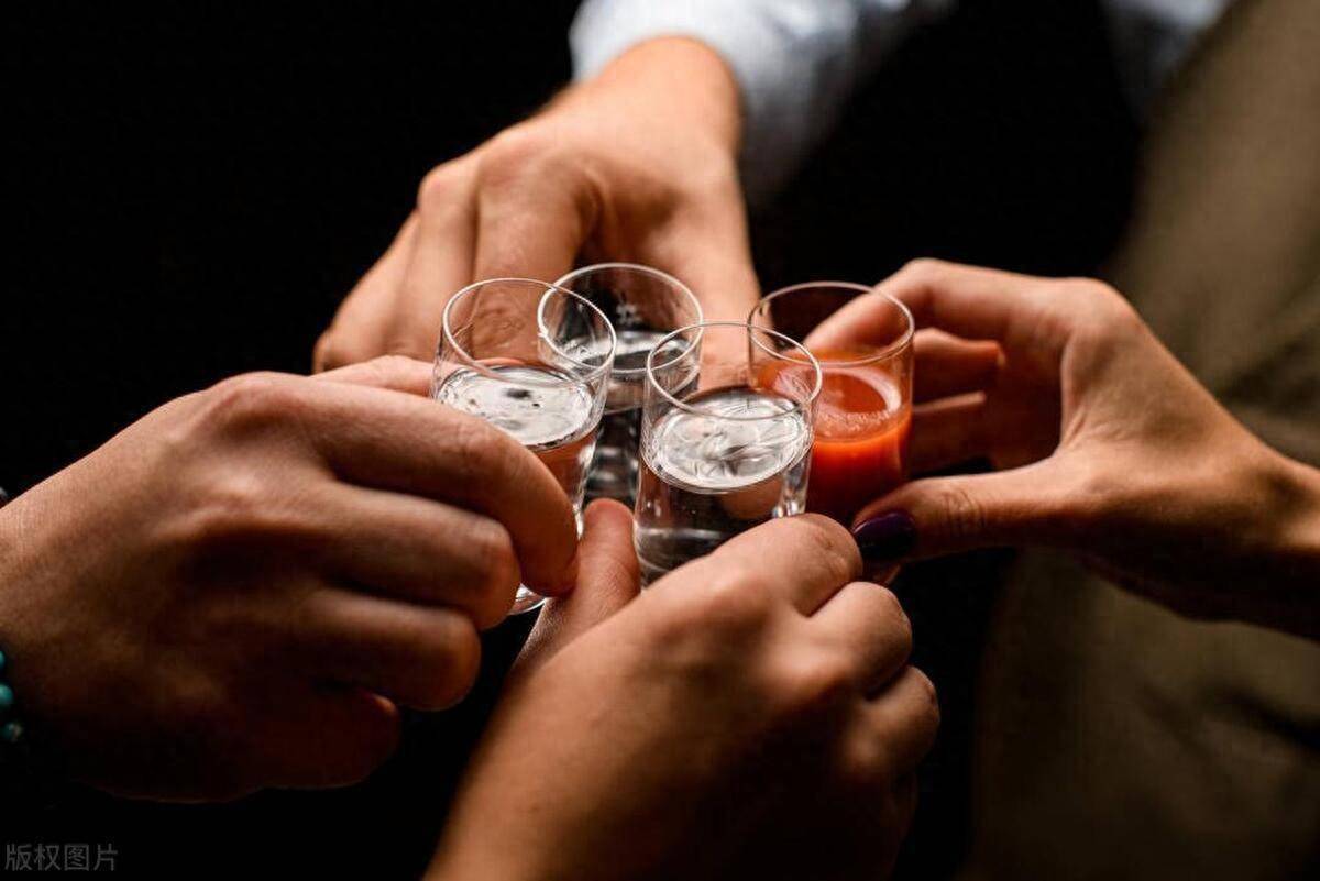 Ng&agrave;y c&agrave;ng nhiều người chết v&igrave; ung thư gan, b&aacute;c sĩ khuy&ecirc;n: Th&agrave; nằm cả ng&agrave;y c&ograve;n hơn l&agrave;m 4 việc n&agrave;y- Ảnh 2.