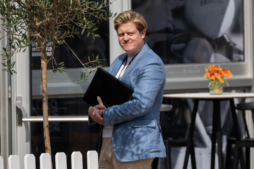 Đ&ograve;n gi&aacute;ng mạnh v&agrave;o Harry - Meghan- Ảnh 1.