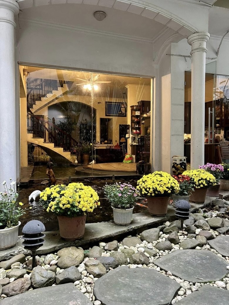 Cơ ngơi đẹp hơn tranh của &ldquo;ph&ugrave; thuỷ&rdquo; thiết kế xi&ecirc;m y T&aacute;o Qu&acirc;n- Ảnh 9.